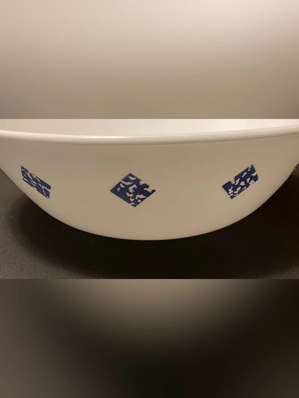 Vintage Corelle Quilt heart pattern Serving Bowl 8.5” / 1994